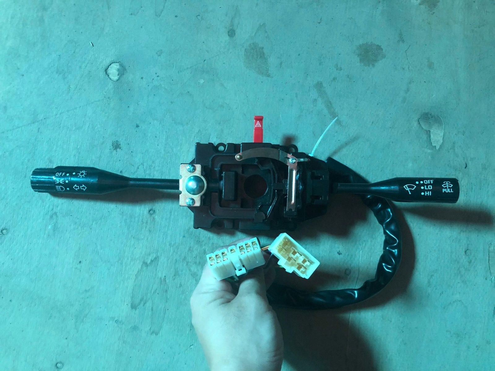 CÔNG TẮC TỔNG HỢP TOWNER 750