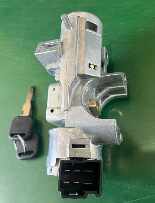 KHÓA ĐIỆN ĐỀ ISUZU NQR ,NPR 700P/ VEAM VT200 , ĐÔ THÀNH IZ65