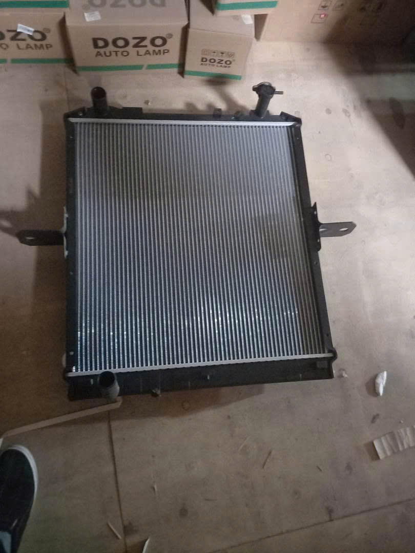 KÉT NƯỚC  ISUZU NQR NPR 5.2
