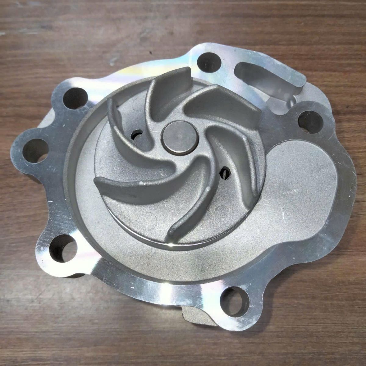 BƠM NƯỚC DONGBEN Q20 , THACO FRONTIER TF450 TF480 V5 ,TERACO V8
