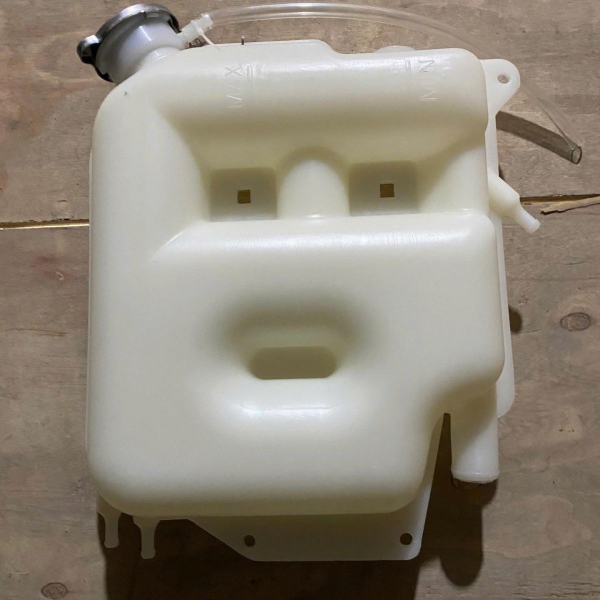 BÌNH NƯỚC PHỤ JAC N200 N350