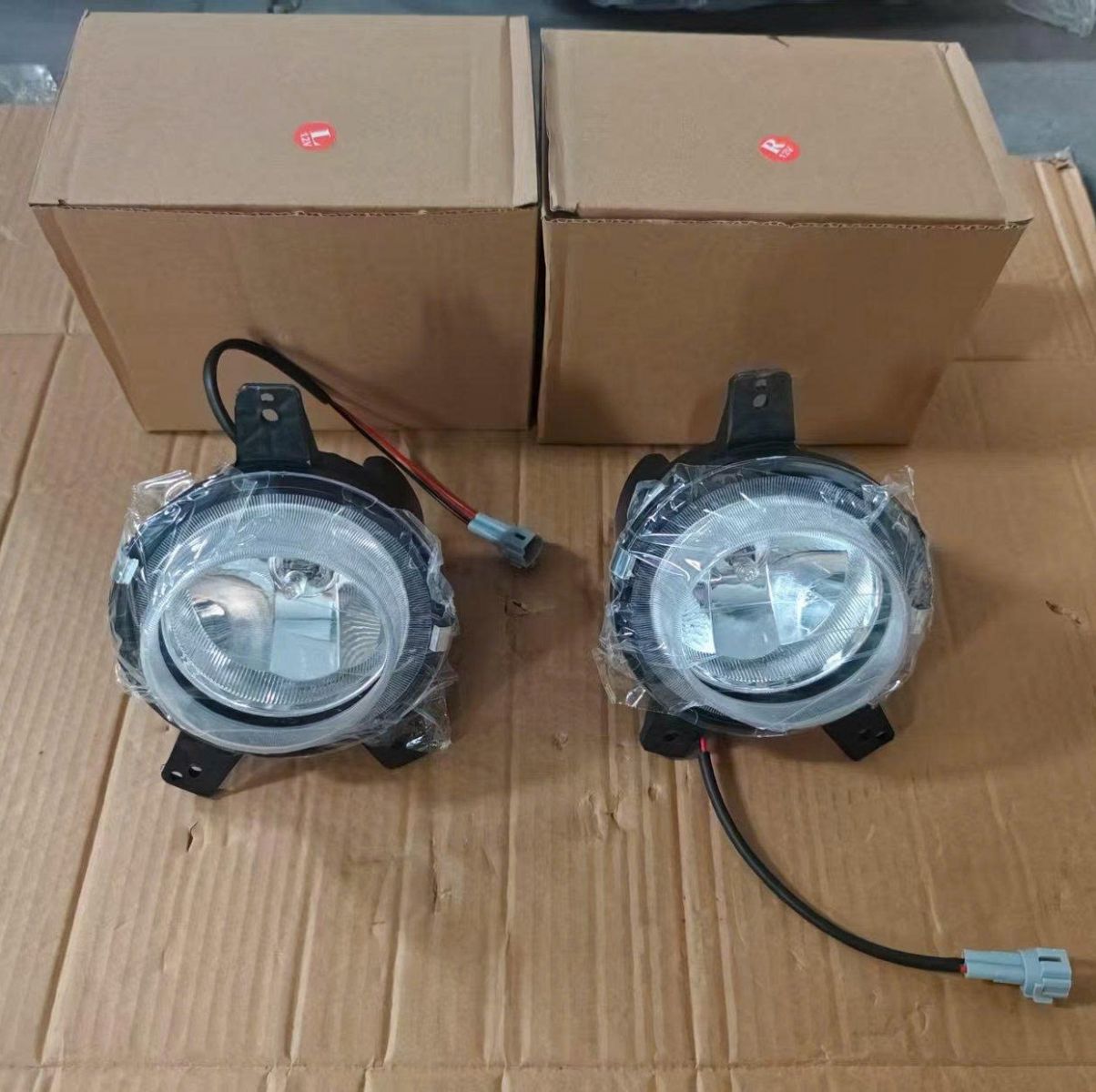 ĐÈN CẢN SƯƠNG MÙ THACO FRONTIER TF2800