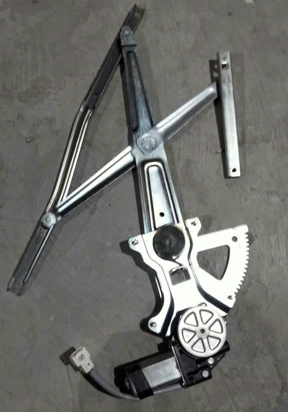 COMPA NÂNG KÍNH THACO FRONTIER TF2800